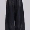 Szare, luźne spodnie dresowe „Monster Joggers” w stylu sportowym