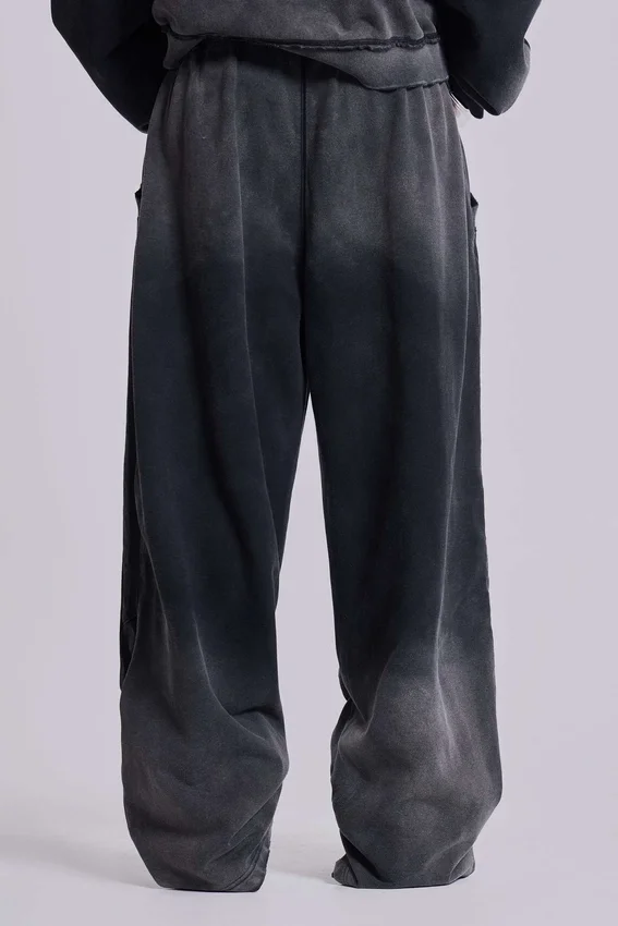 Szare, luźne spodnie dresowe „Monster Joggers” w stylu sportowym