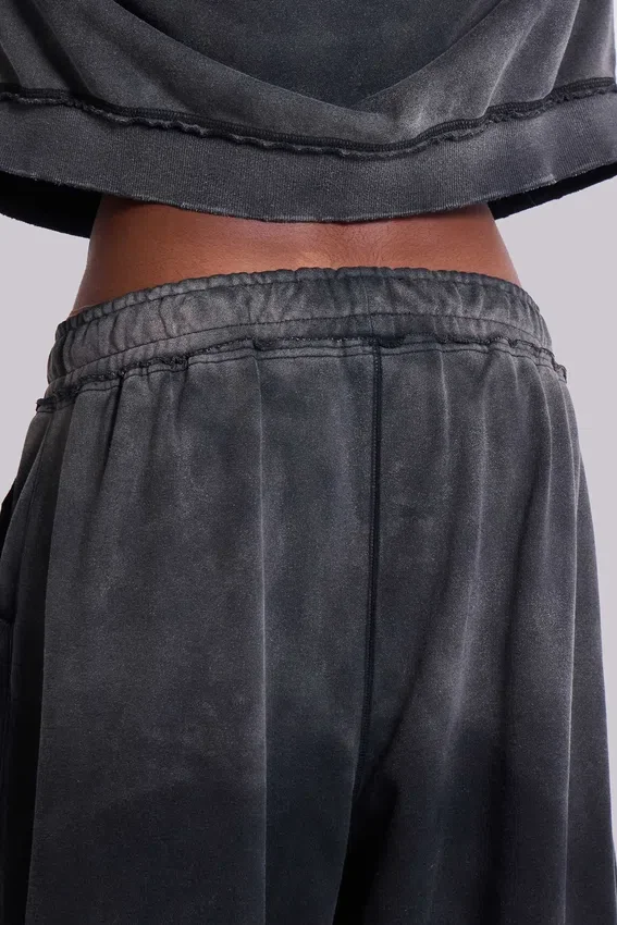 Szare, luźne spodnie dresowe „Monster Joggers” w stylu sportowym