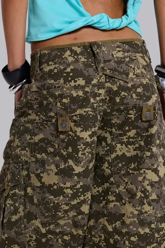 Szorty Cadet w cyfrowym kamuflażu