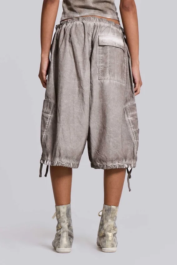 Szorty Parachute w stylu „Stone Oil Wash”