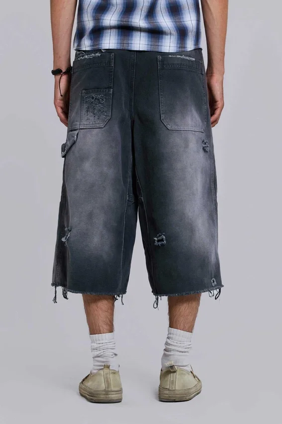 Szorty typu „carpenter” w stylu skate z efektem postarzenia