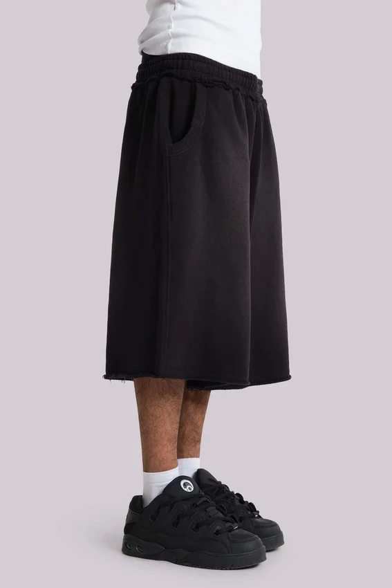 Wyprane czarne luźne szorty dresowe Monster Joggers